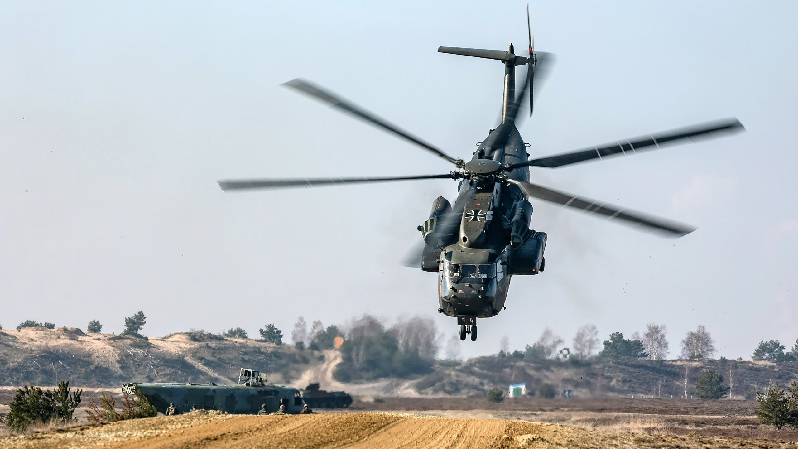 -_举办国际经典赛：推动本土体育产业繁荣_，举办国际体育赛事