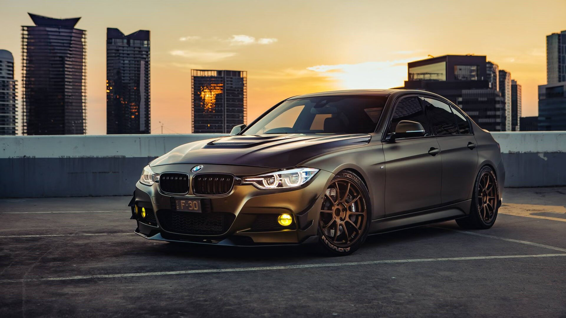 _运动员公益活动：回馈社会传递正能量_，运动员慈善