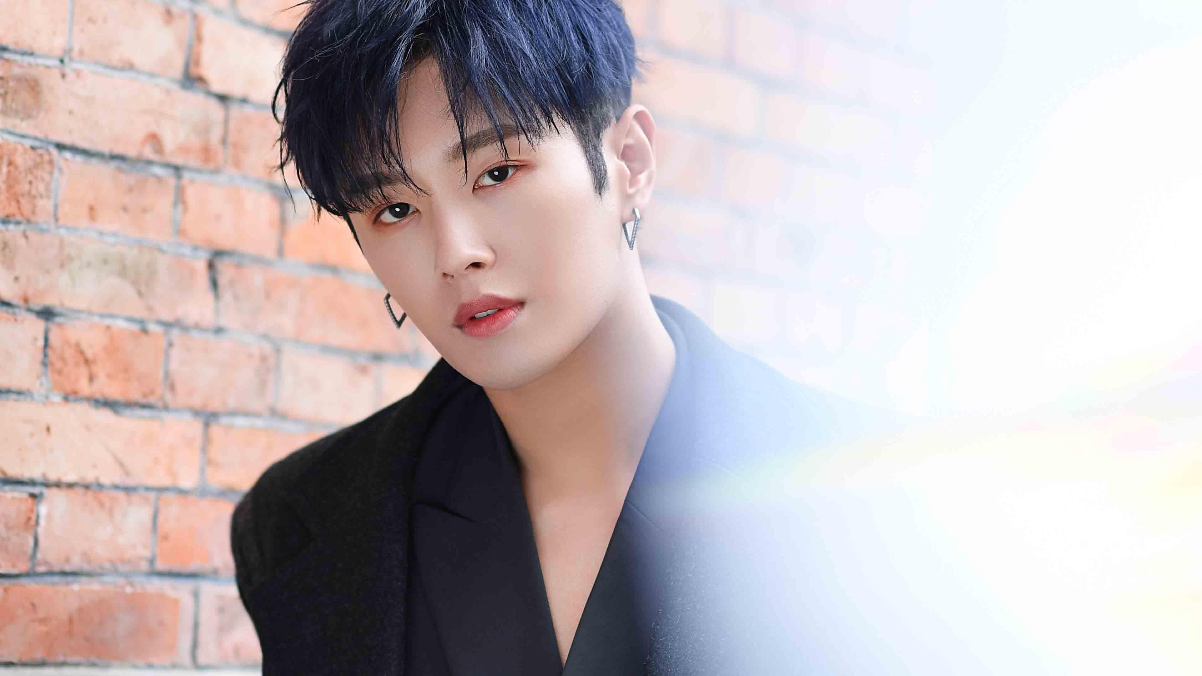 “赛季收官战：争夺季后赛席位的关键一役”，赛季比赛