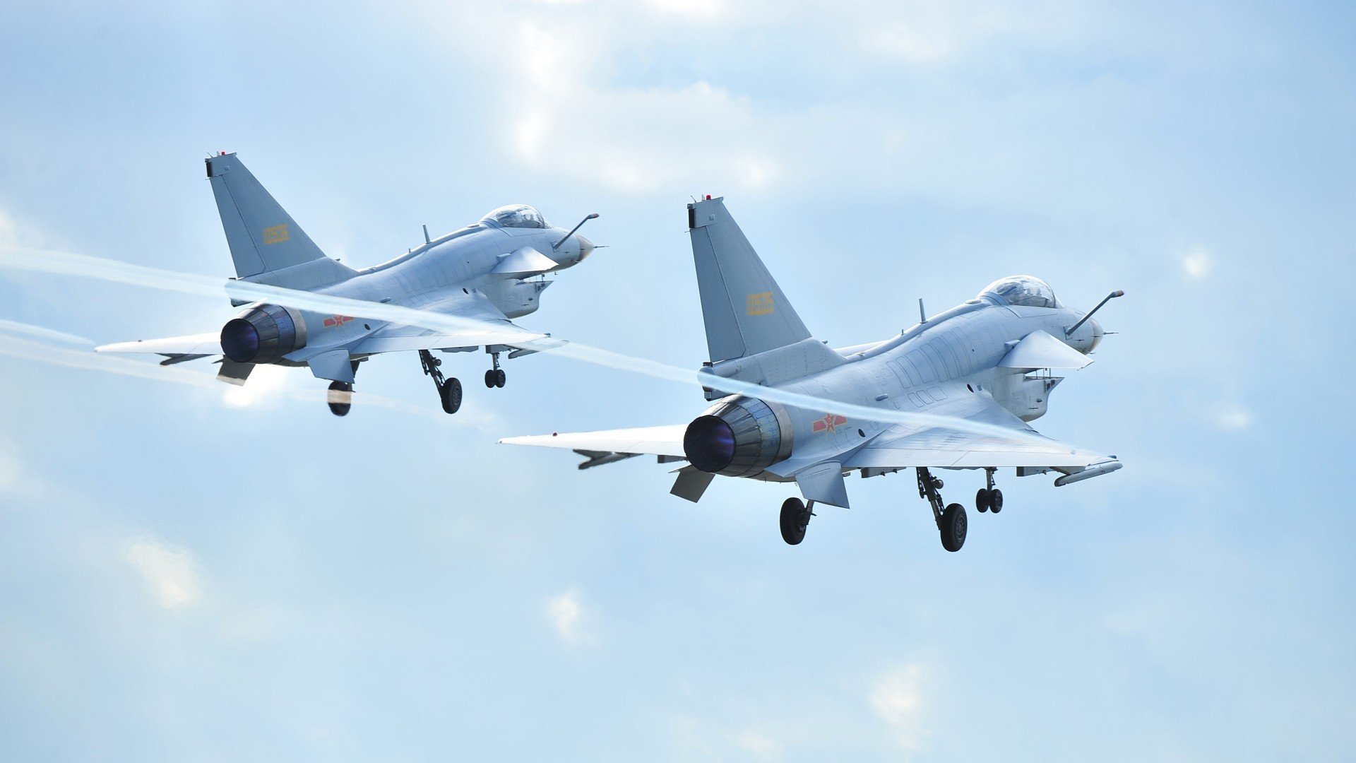 九游9游-拉恩：全黑队外线的“极速狂飙”，突破防线让对方防不胜防