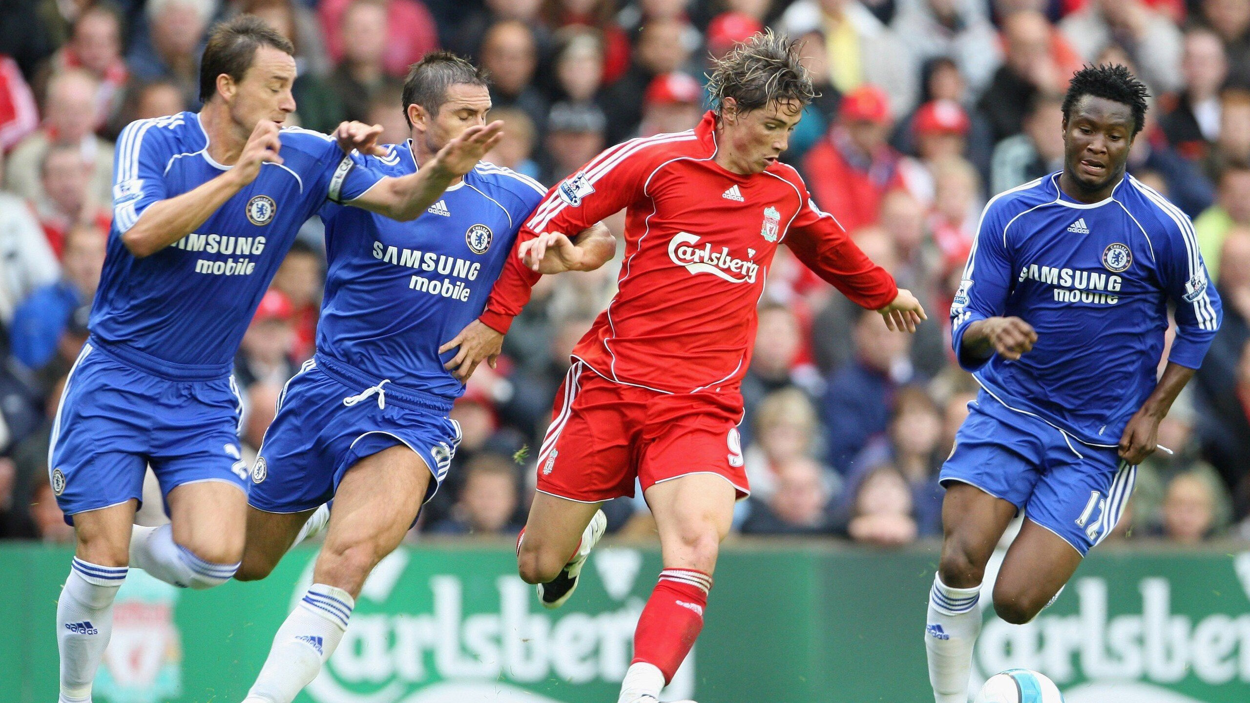 跨界合作：足球与音乐、电影的融合新趋势，足球音乐attraction